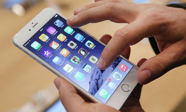 苹果：iPhone自动关机系因劣质电源适配器