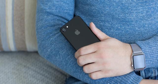 研究称iPhone用户往往比Android用户更肤浅